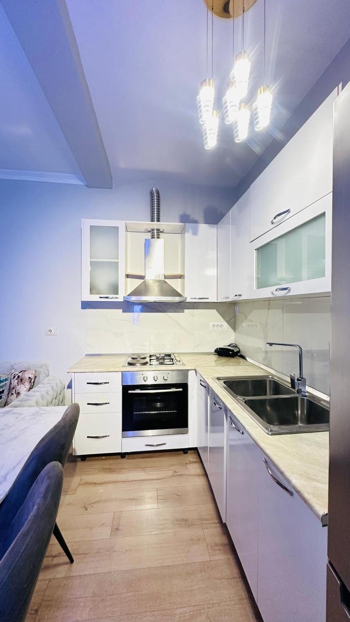Bllok: Central Cozy Stay, 24/7 Self Check-In Tirana Kültér fotó